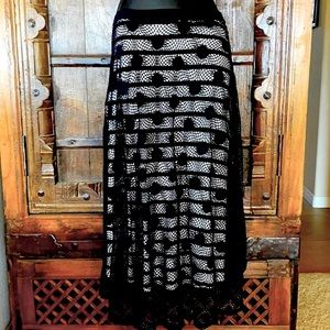 Bobeau NWT Skirt Black and White Size L Casual Contemporary Chic